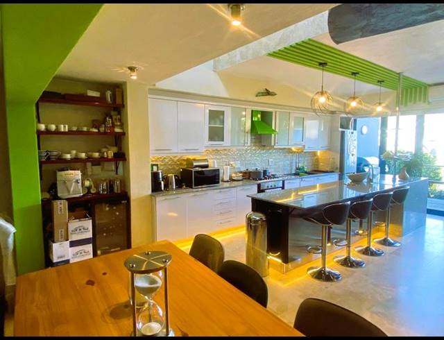 2 BEDROOM PROPERTY TO RENT IN VREDEHOEK